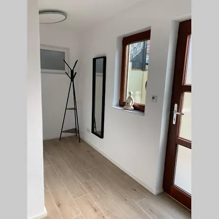 Ferienwohnung In Ruhiger Lage *